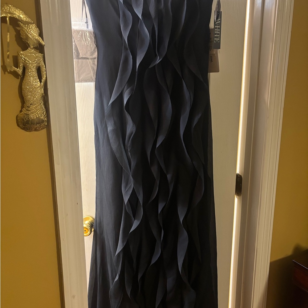 David’s Bridal Strapless Crinkle Chiffon Dress with Raw Edge - Picture 9 of 10